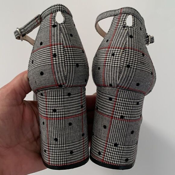 Kelly&Katie Heeled Sandals Size 8 - Picture 5 of 13